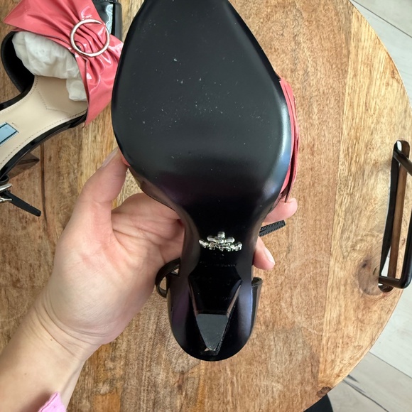 Prada Patent Leather Bow Sandals Size: 38 - Picture 13 of 16